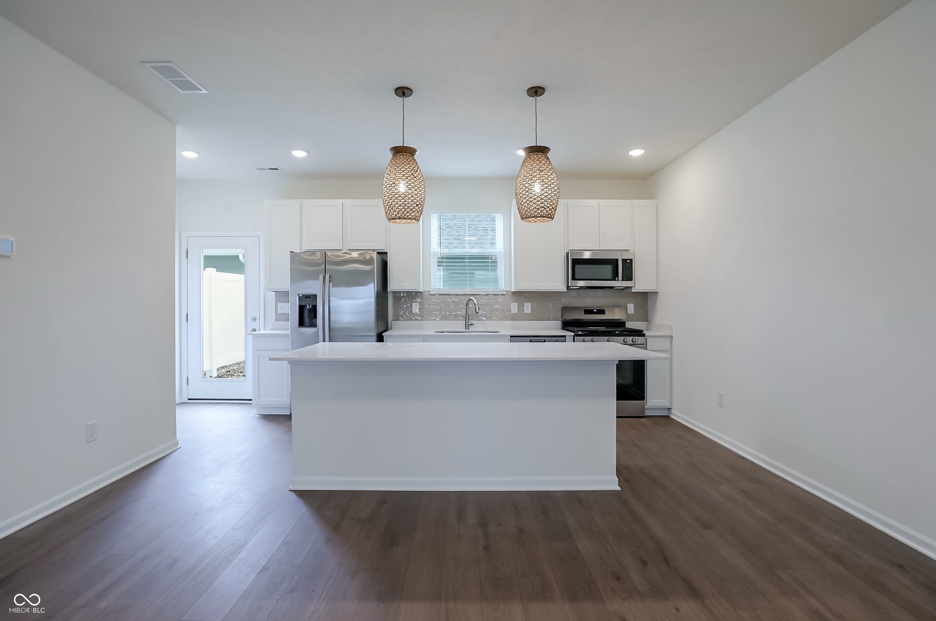 2702 Smith Road Plainfield, IN 46168 - Photo 7 of 27