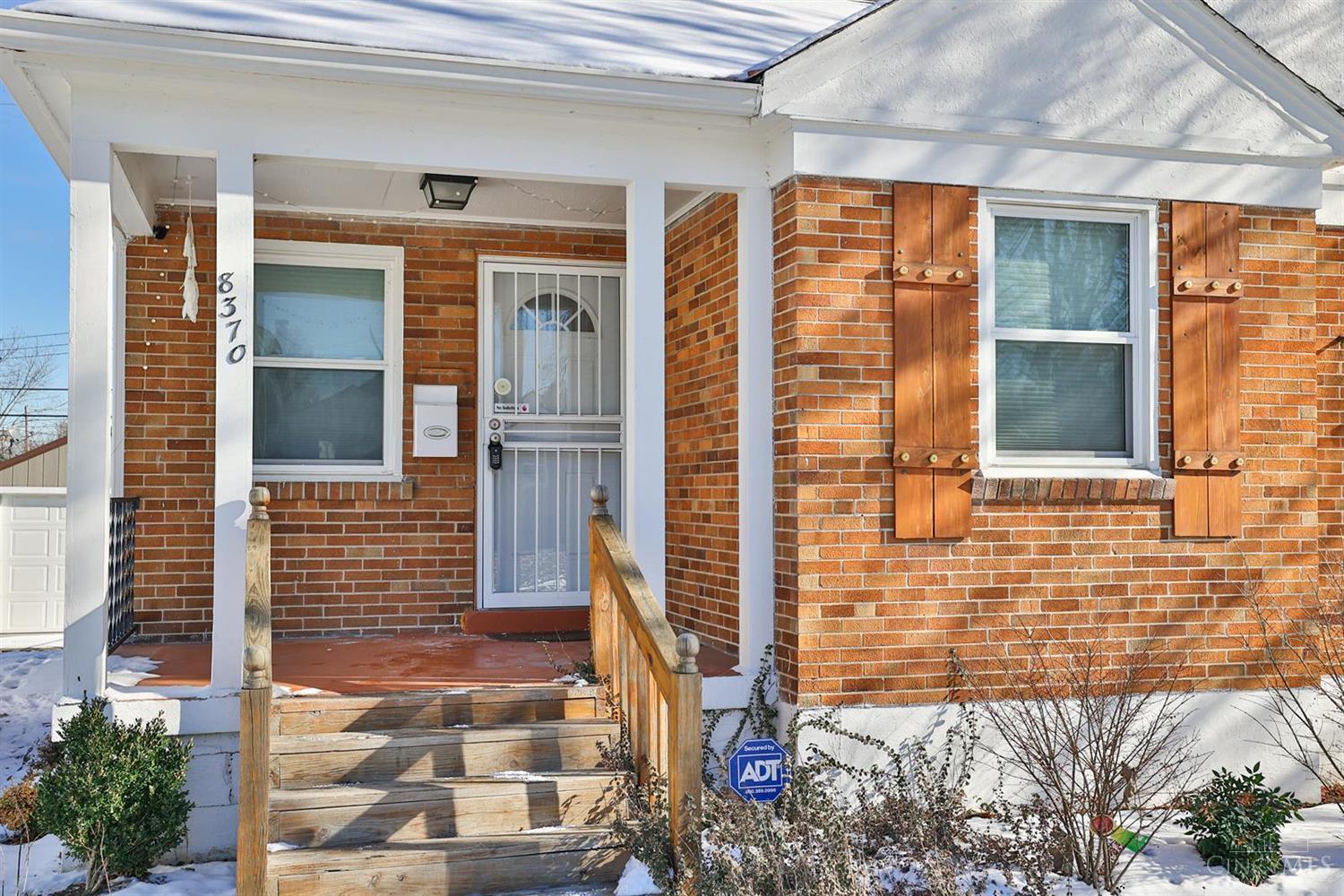 8370 Roland Avenue Cincinnati, OH 45216 - Photo 3 of 24 Gallery Image 3