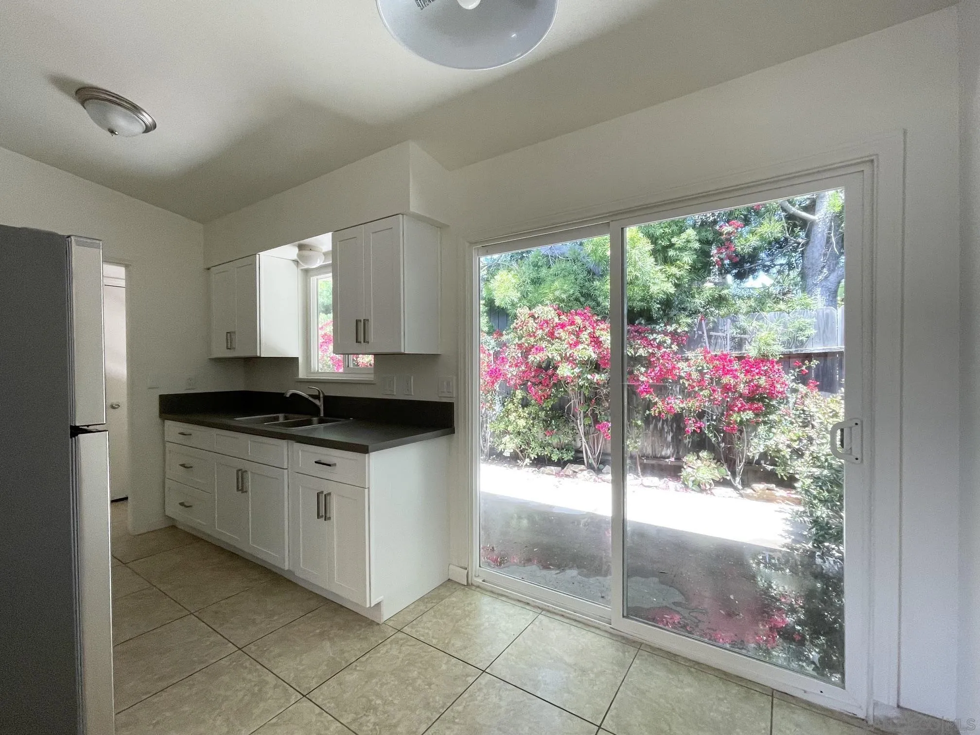 921-927 Regal Road Encinitas, CA 92024 - Photo 20 of 27