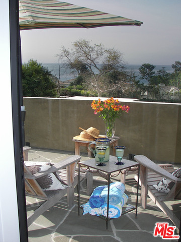31894 Sea Level Drive Malibu, CA 90265 - Photo 4 of 10