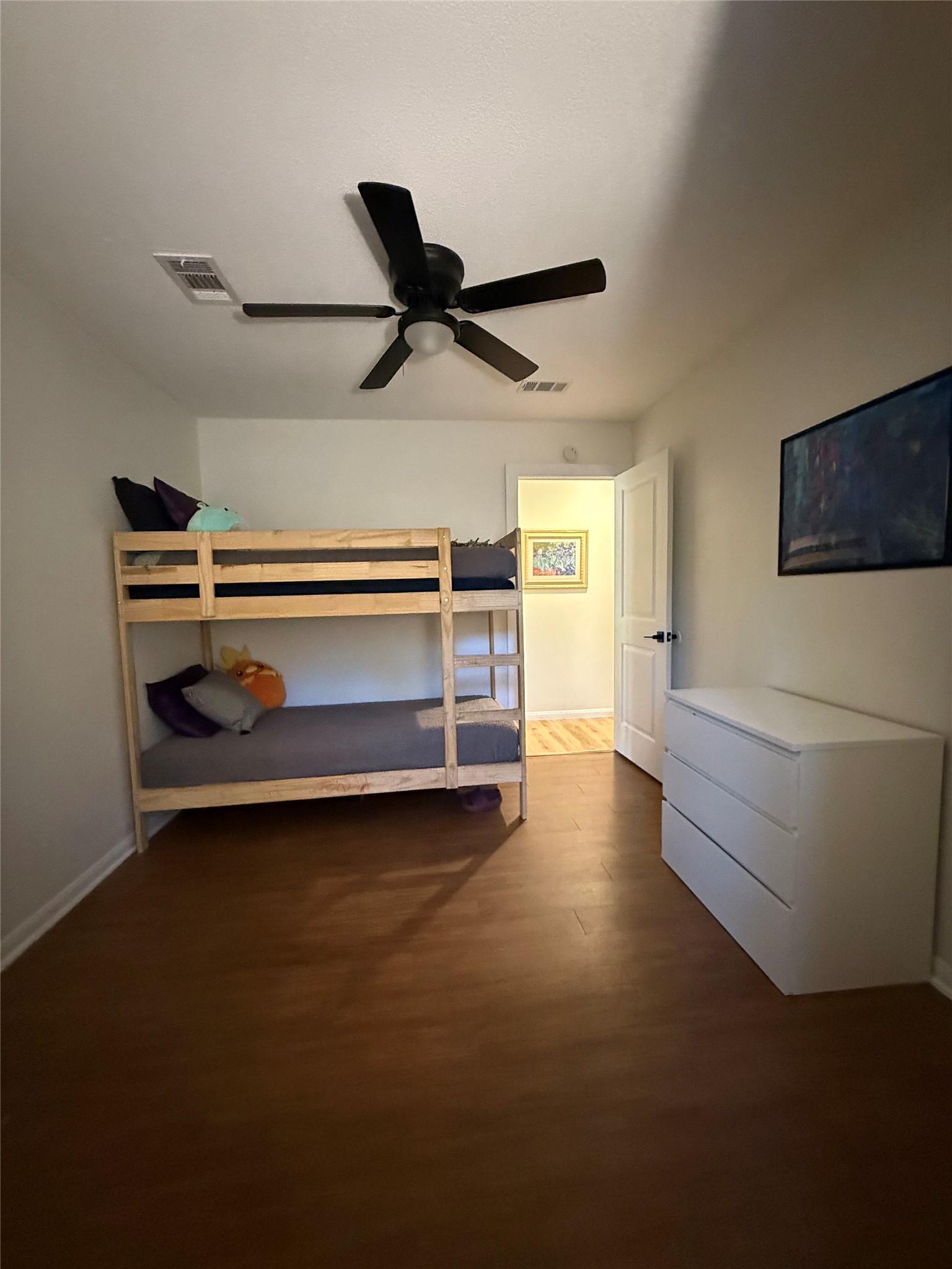 9507 Sherbrooke Street Austin, TX 78729 - Photo 11 of 29 a view of room and window