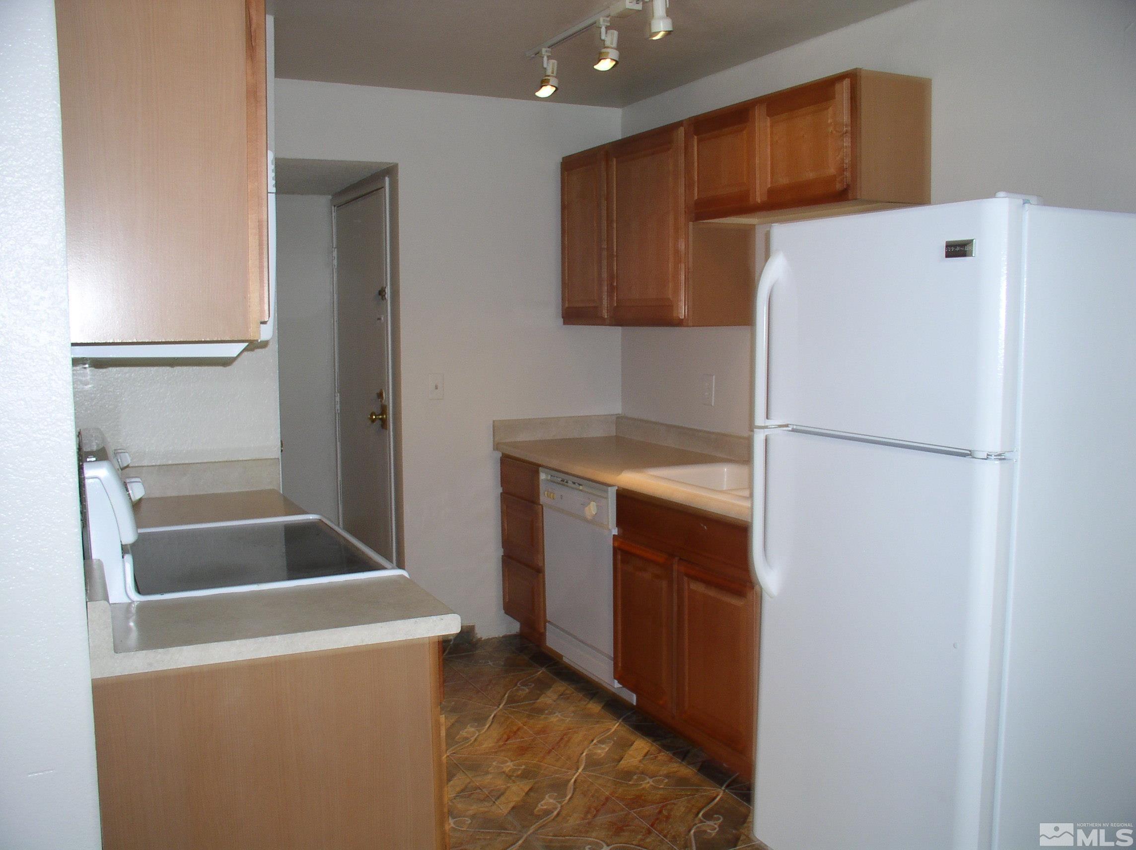 4600 Neil Road, Unit 19 Reno, NV 89502 - Photo 22 of 35 Photo 22