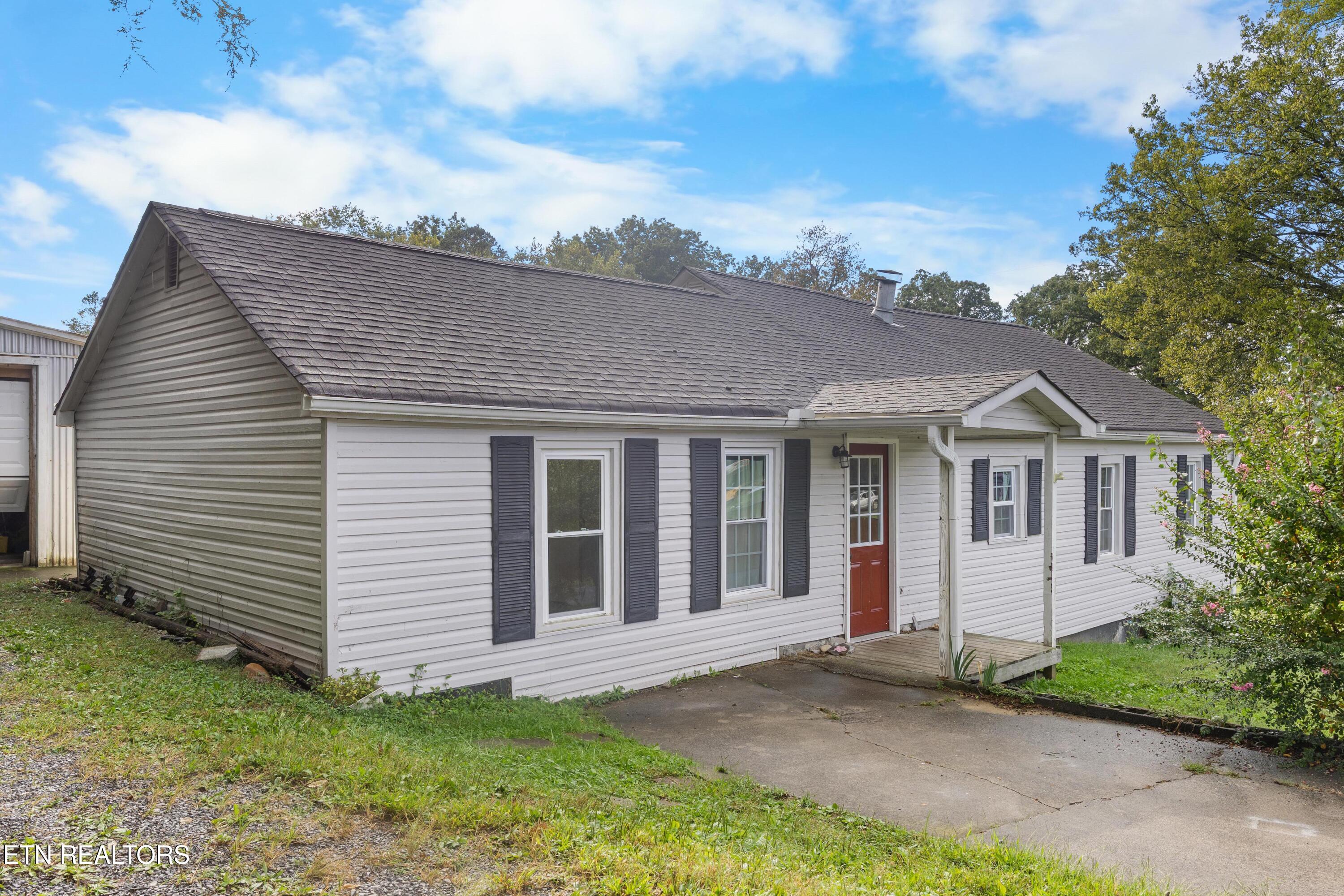 4854 Co Op Road Rockford, TN 37853 - Photo 1 of 31 Front