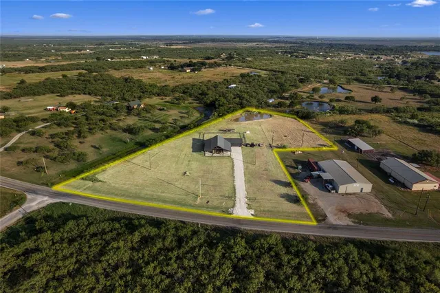 a view of an entryway