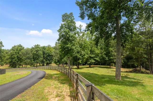 $3,100,000 | 7945 Reinhardt College Parkway, Waleska, GA 30183