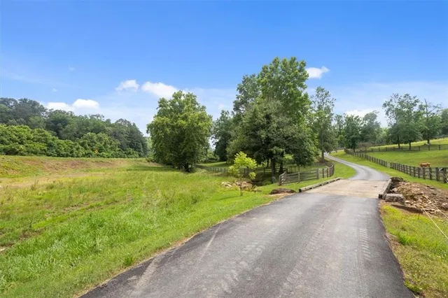 $3,100,000 | 7945 Reinhardt College Parkway, Waleska, GA 30183