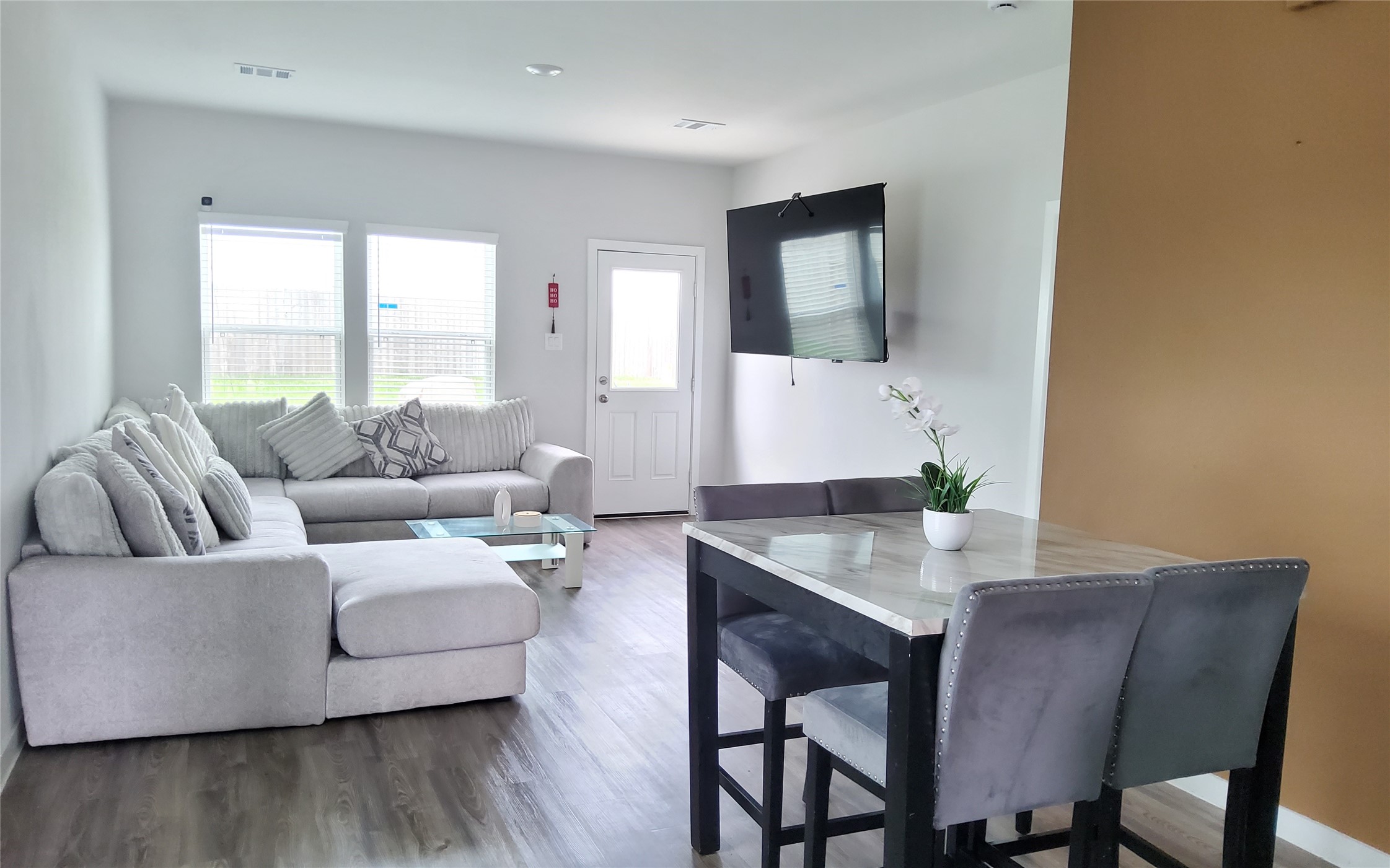 17359 King Eider Road Waller, TX 77484 - Photo 6 of 22 a living room with furniture and a window