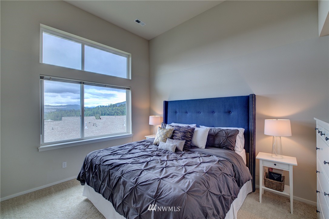 104 Sky Ridge Road Northwest Issaquah, WA 98027 - Photo 15 of 25