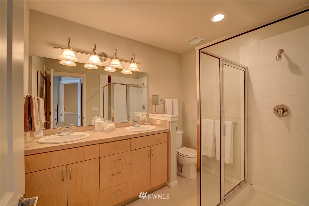 104 Sky Ridge Road Northwest Issaquah, WA 98027 - Photo 17 of 25