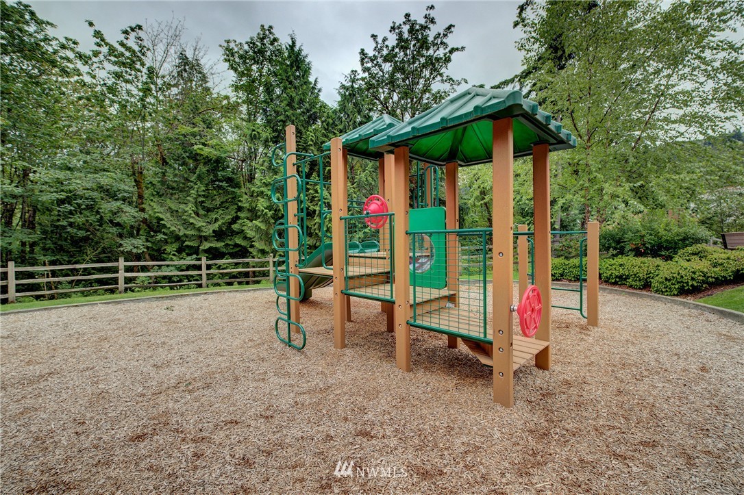 104 Sky Ridge Road Northwest Issaquah, WA 98027 - Photo 25 of 25