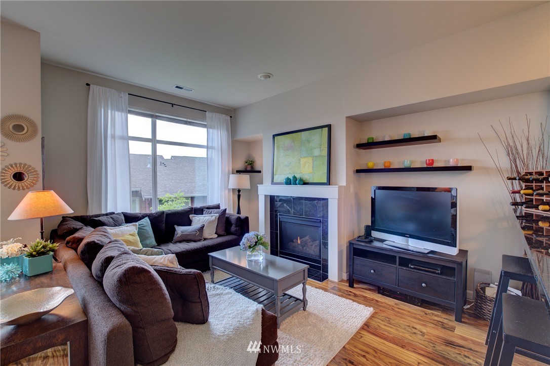 104 Sky Ridge Road Northwest Issaquah, WA 98027 - Photo 6 of 25