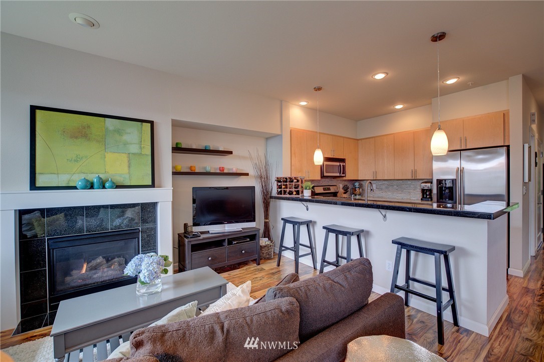 104 Sky Ridge Road Northwest Issaquah, WA 98027 - Photo 8 of 25