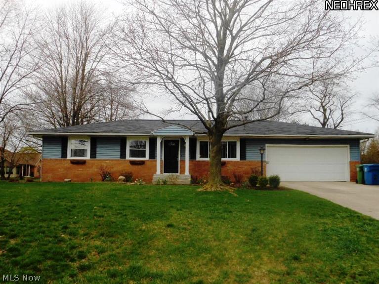 1109 Chaparrel Road Southwest Hartville, OH 44632 - Photo 1 of 9 Gallery Image 1