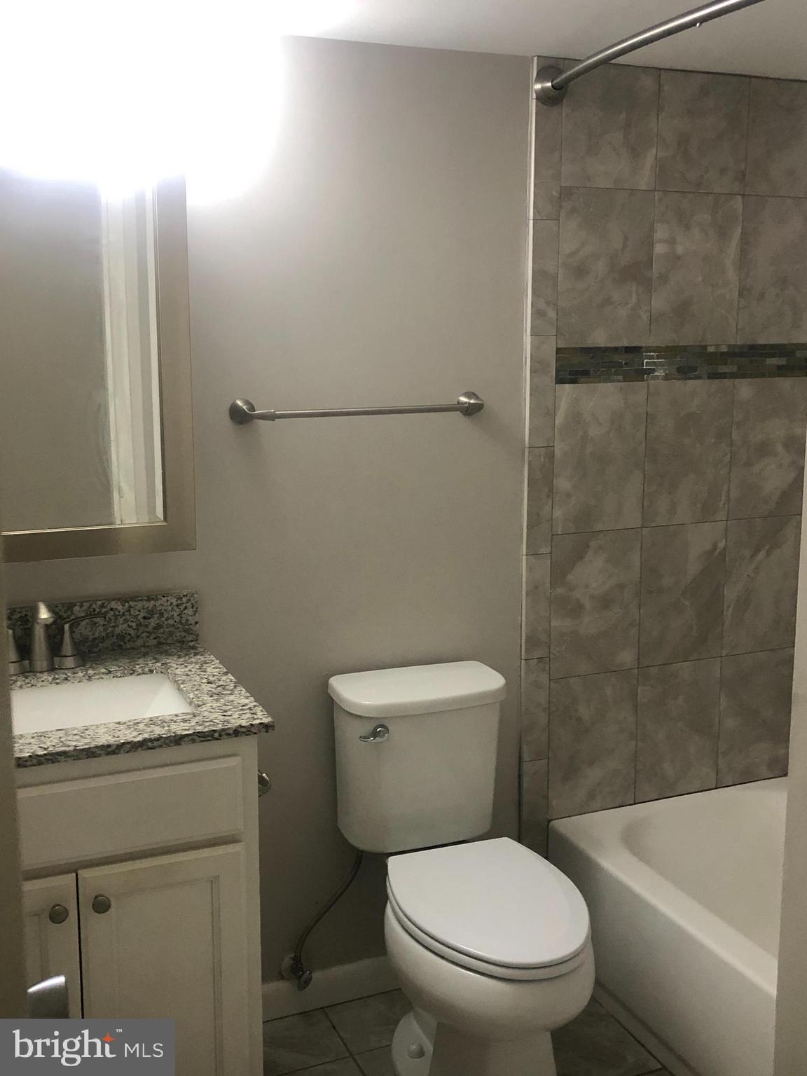 1402 Northgate Square, Unit 1 Reston, VA 20190 - Photo 14 of 18 Gallery Image 14