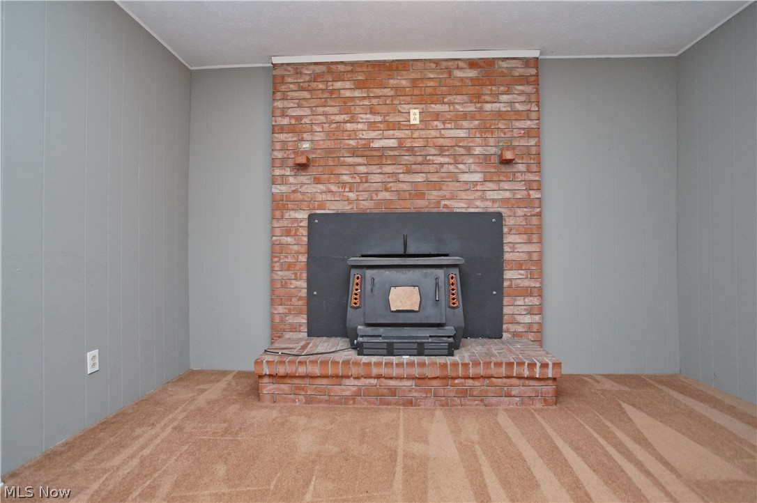 6822 Fairfield Road Painesville, OH 44077 - Photo 4 of 34