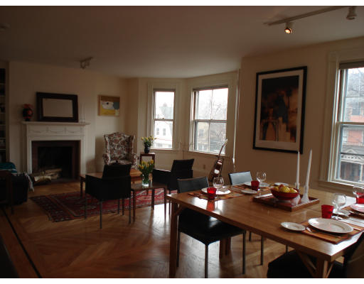 114 Upland Road, Unit 2 Cambridge, MA 02140 - Photo 3 of 14 Gallery Image 3