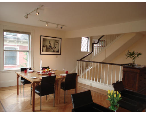 114 Upland Road, Unit 2 Cambridge, MA 02140 - Photo 5 of 14 Gallery Image 5