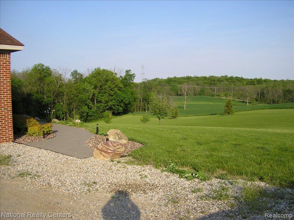 10960 Bemis Road Manchester, MI 48158 - Photo 8 of 13 10960 Bemis Rd 010