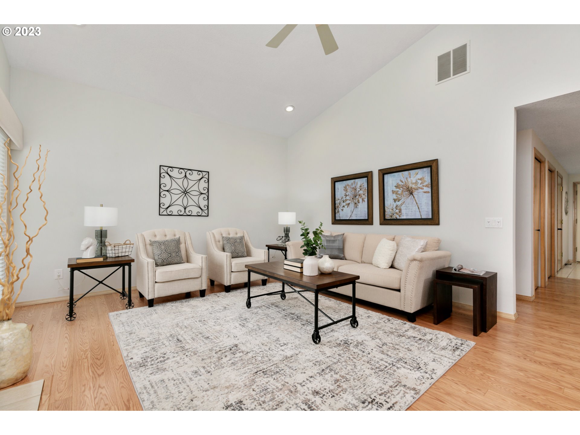 12578 Southwest Overgaard Street Portland, OR 97224 - Photo 7 of 38 Gallery Image 7