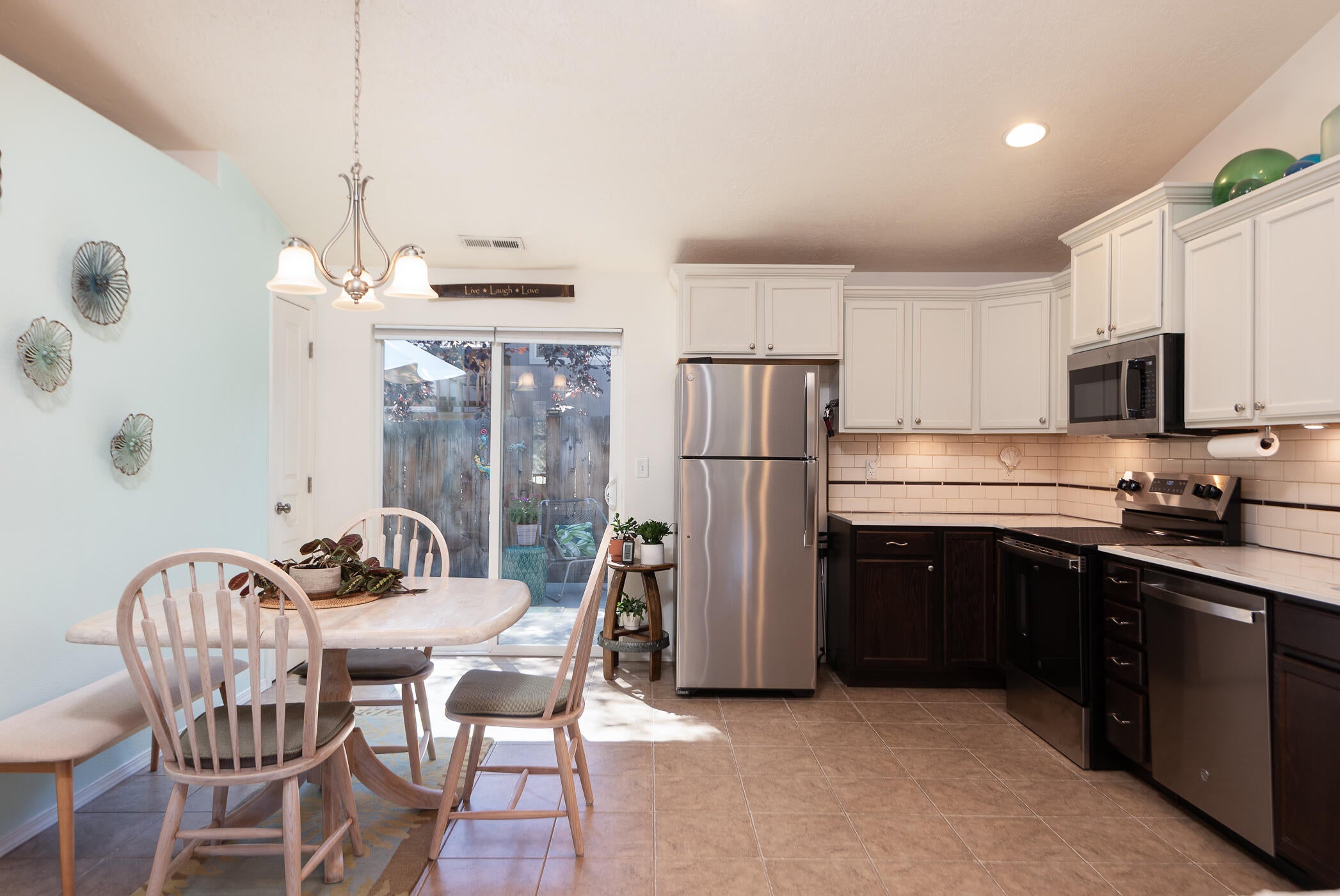 2807 Northeast Spring Water Place Bend, OR 97701 - Photo 9 of 21 09