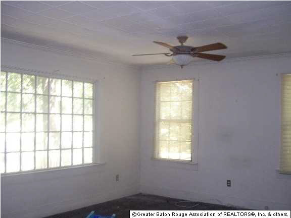 917 South River Road Denham Springs, LA 70726 - Photo 4 of 6 Gallery Image 4