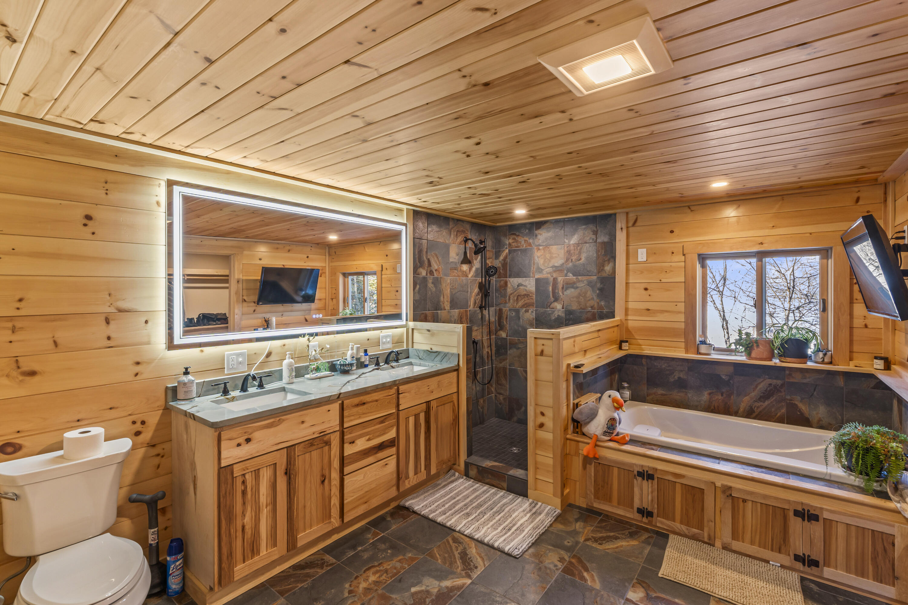 26 Christen Road Kingfield, ME 04947 - Photo 11 of 39 26 Christen Rd_0144