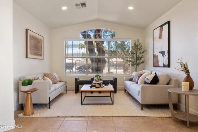 $639,000 | 4523 East Bighorn Avenue, Phoenix, AZ 85044