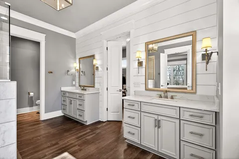 $2,250,000 | 6732 Darden Place, Nashville, TN 37205