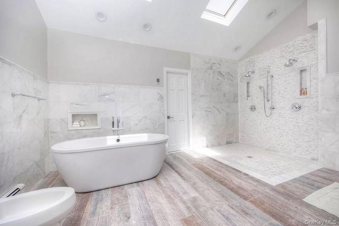 58 Allen Road Rockville Centre, NY 11570 - Photo 18 of 40