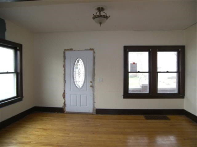 427 Jefferson Street, Unit NE Rochester, IN 46975 - Photo 9 of 25