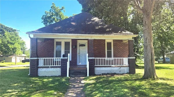 $137,500 | 801 West 1st Street, Pittsburg, KS 66762