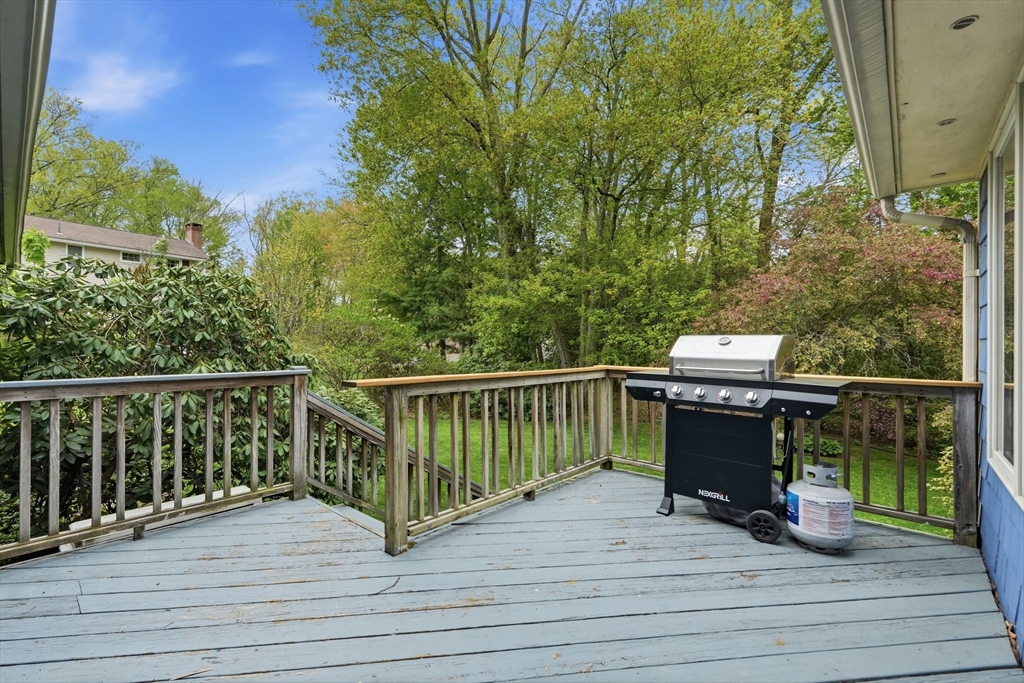 6 Woodlawn Road Hadley, MA 01035 - Photo 31 of 42 Gallery Image 31