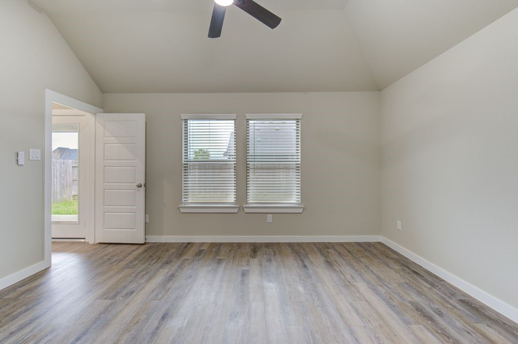17692 Tree Of Heaven Conroe, TX 77385 - Photo 22 of 50 Primary bedroom