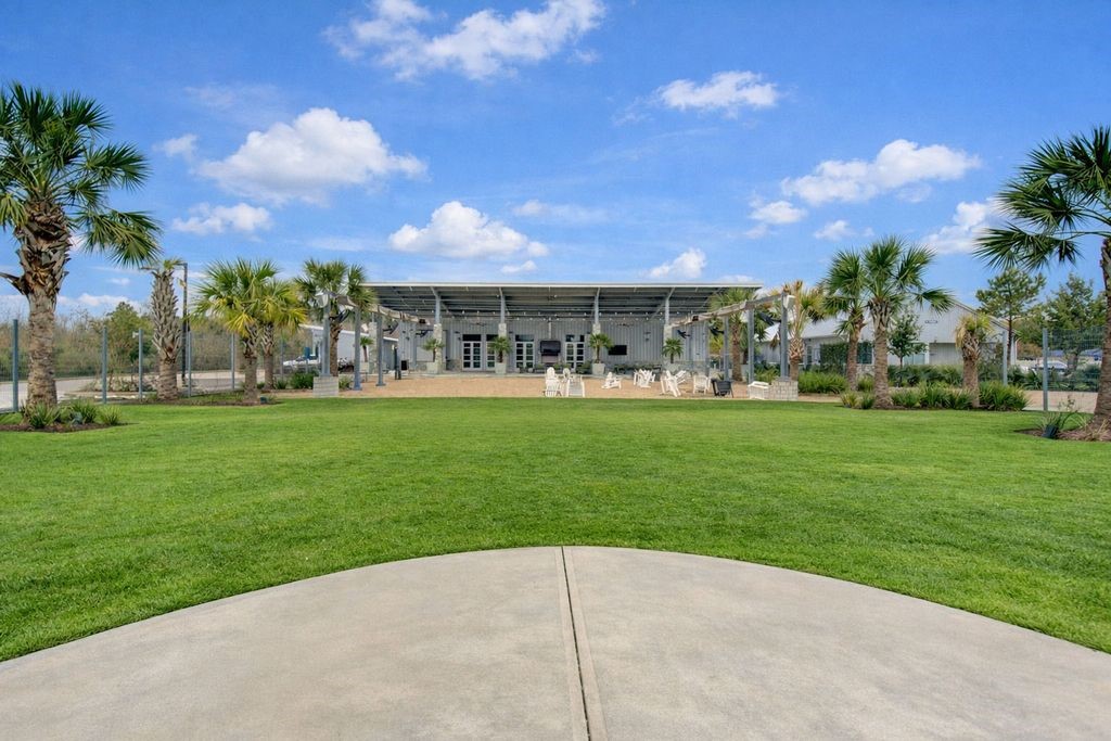 17692 Tree Of Heaven Conroe, TX 77385 - Photo 45 of 50 Clubhouse