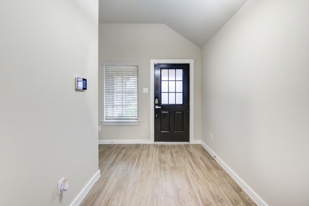 17692 Tree Of Heaven Conroe, TX 77385 - Photo 6 of 50 Main entrance