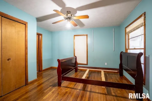 $99,000 | 913 South 12th Street, Herrin, IL 62948