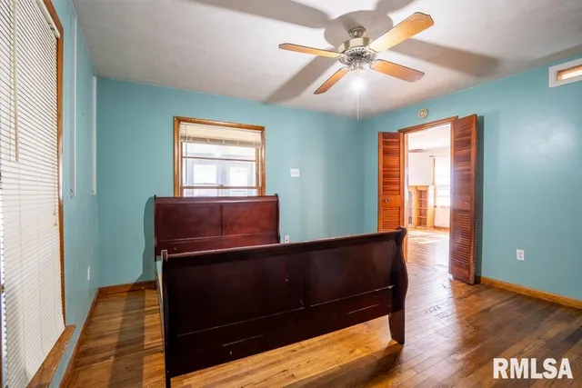 $99,000 | 913 South 12th Street, Herrin, IL 62948