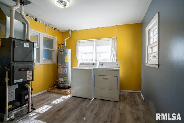 $99,000 | 913 South 12th Street, Herrin, IL 62948