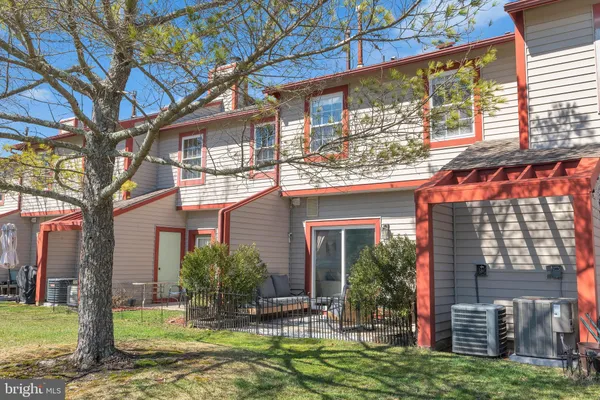 $285,000 | 698 East Lake Front Circle, Unit 65, Absecon, NJ 08205