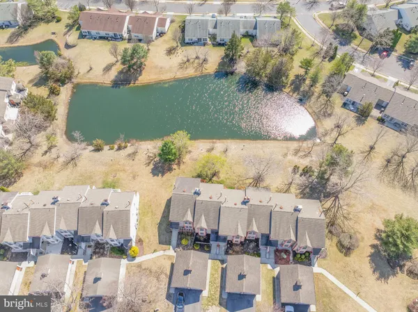 $285,000 | 698 East Lake Front Circle, Unit 65, Absecon, NJ 08205