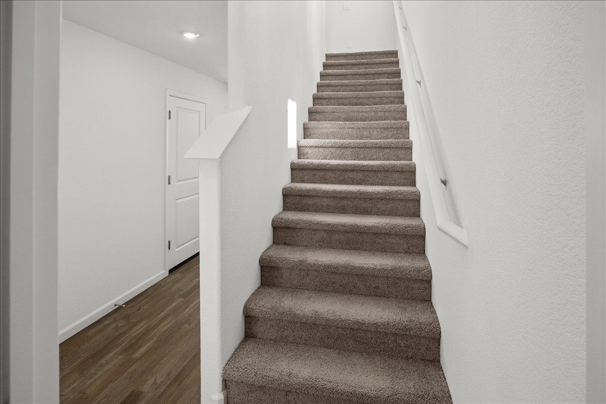18462 Waterfront Way Lathrop, CA 95330 - Photo 18 of 50 a view of entryway