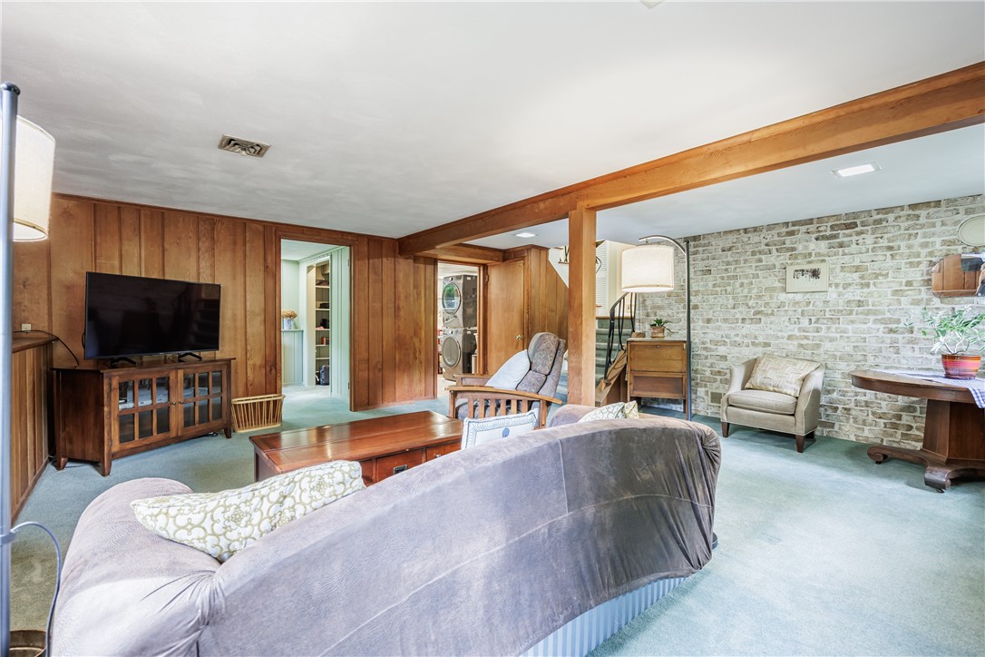 20 Kimberly Road Pittsford, NY 14534 - Photo 31 of 45 Gallery Image 31