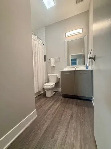 $3,600 | 18w070 Royce Boulevard, Unit 283, Villa Park, IL 60181