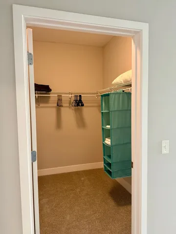 $3,600 | 18w070 Royce Boulevard, Unit 283, Villa Park, IL 60181