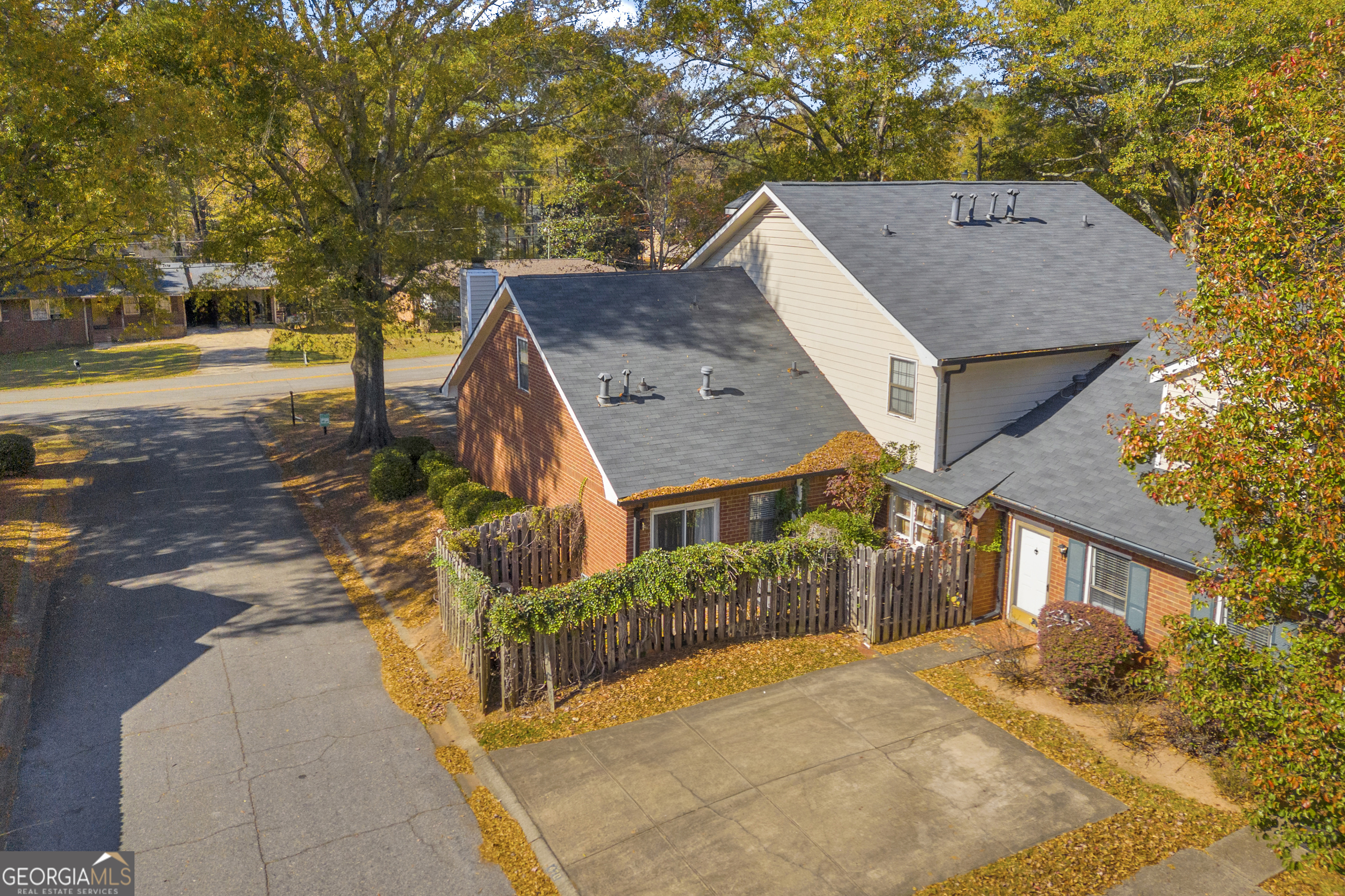 460 Huntington Road Athens, GA 30606 - Photo 10 of 32