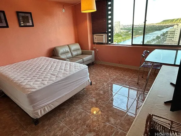 $1,700 | 444 Niu Street, Unit 1508, Honolulu, HI 96815