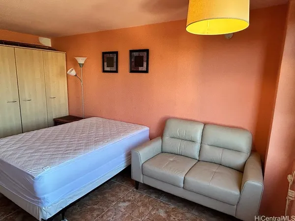 $1,700 | 444 Niu Street, Unit 1508, Honolulu, HI 96815