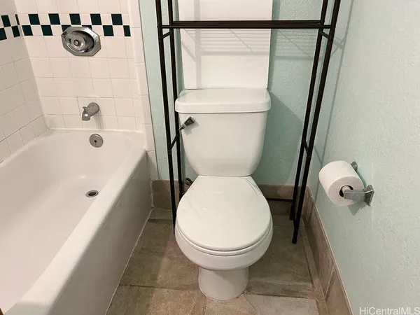 $1,700 | 444 Niu Street, Unit 1508, Honolulu, HI 96815