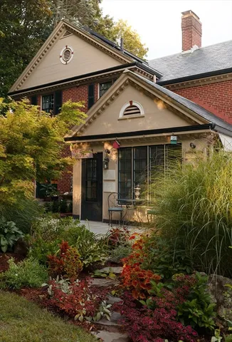 a view of outdoor space with sitting space