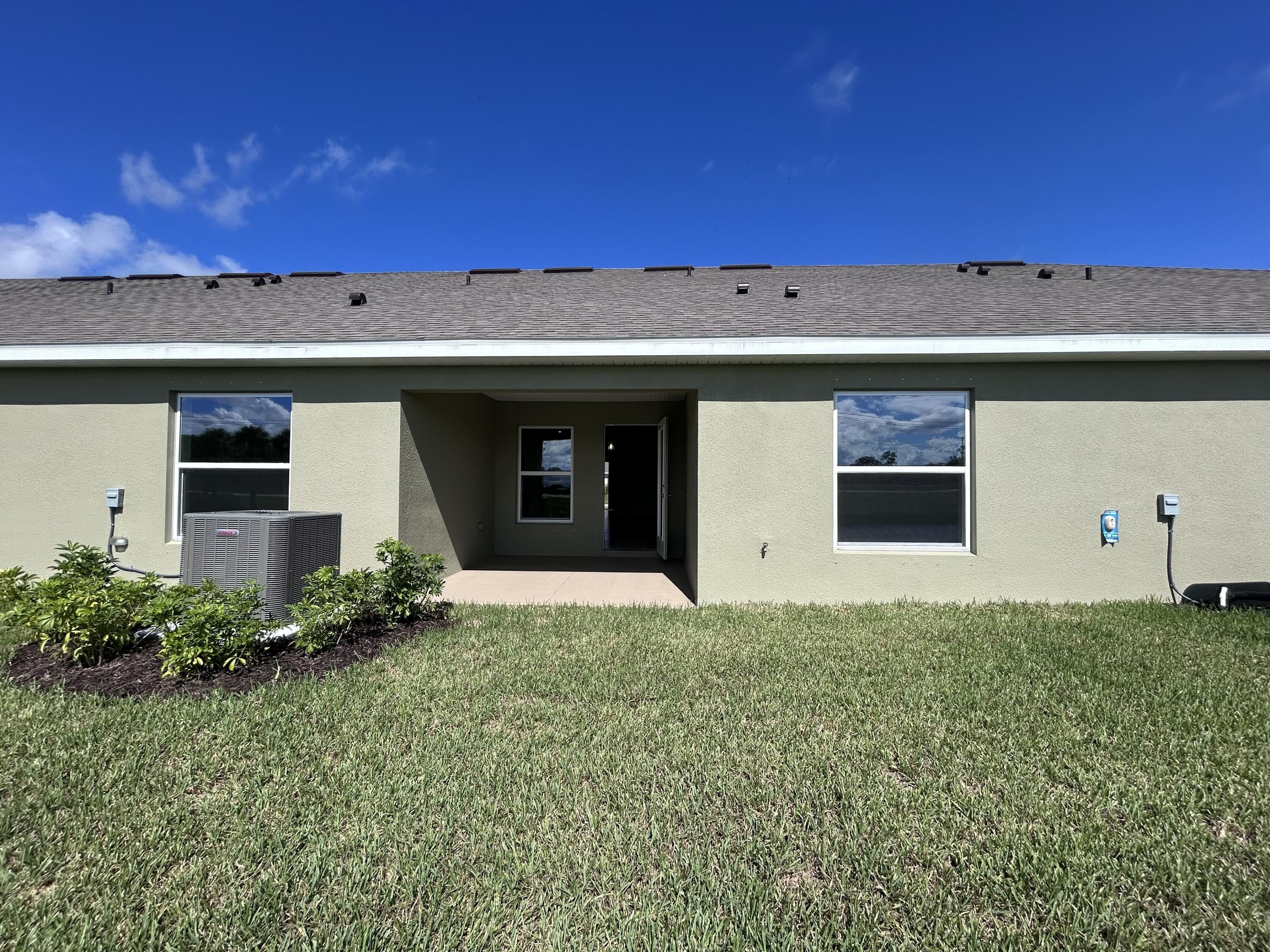 5115 Modeno Street Fort Pierce, FL 34951 - Photo 19 of 45 IMG_4057